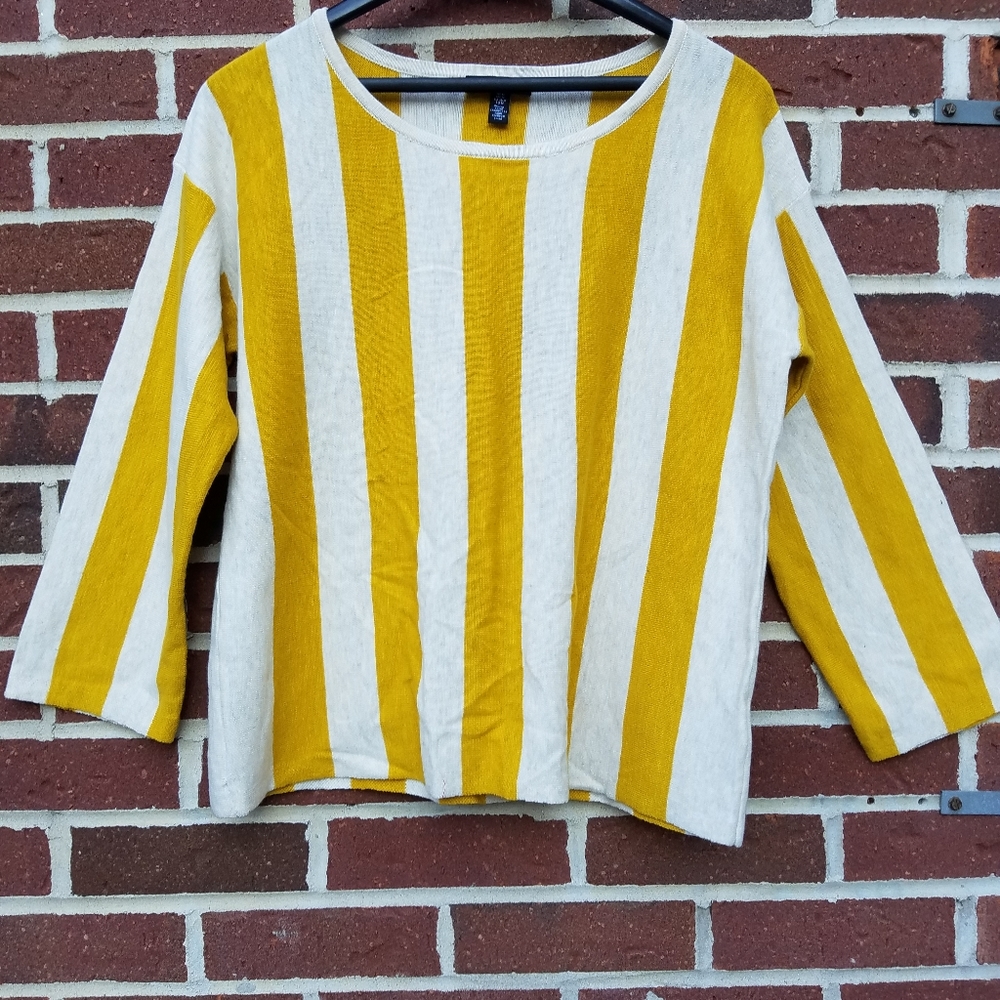 Kenneth Cole  sweater